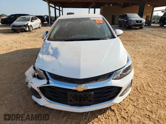 2019 Chevrolet Cruze LT с VIN 1G1BE5SMXK7103145, выставлен на аукционе Copart как лот 81314105 с пробегом Не указан миль и Списание • Salvage title. История ставок и продаж доступна на DreamBid. Изображение 5.