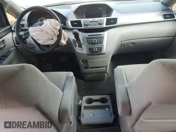 2016 Honda Odyssey LX z VIN 5FNRL5H28GB143937, wystawiony jako Copart lot #85835585 z przebiegiem 65 083 mil mil oraz Szkoda całkowita • Salvage title. Historia ofert i sprzedaży dostępna na DreamBid. Obrazek 8.