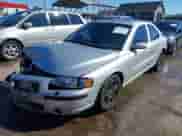 2005 Volvo S60 с VIN YV1RH592052459505, выставлен на аукционе IAAI как лот 41582640 с пробегом 91 343 миль миль и . История ставок и продаж доступна на DreamBid. Изображение 2.