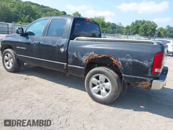 2003 Dodge 1500 ST with VIN 1D7HU18N93S145985, listed as a IAAI auction lot 42922513 with 120,800 mi miles and . Bid and sale history available at DreamBid. Image 3.