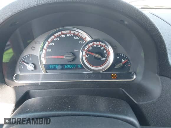 2008 Chevrolet HHR z VIN 3GNDA63X08S637606, wystawiony jako IAAI lot #42166768 z przebiegiem 69 069 mil mil oraz . Historia ofert i sprzedaży dostępna na DreamBid. Obrazek 7.