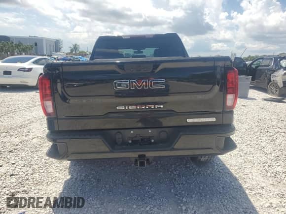 2021 GMC Sierra 1500 Elevation with VIN 3GTP8CED0MG437812, listed as a Copart auction lot 68004355 with 71,345 mi miles and Salvage title. Bid and sale history available at DreamBid. Image 6.
