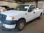 2005 Ford F-150 XL z VIN 1FTRF12W55NA39996, wystawiony jako IAAI lot #43414015 z przebiegiem 258 360 mil mil oraz . Historia ofert i sprzedaży dostępna na DreamBid. Obrazek 2.