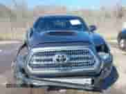2017 Toyota Tacoma TRD Off Road with VIN 5TFAZ5CN2HX027623, listed as a IAAI auction lot 41731461 with 103,232 mi miles and . Bid and sale history available at DreamBid. Image 12.