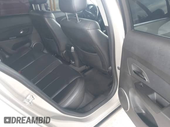 2011 Chevrolet Cruze LTZ с VIN 1G1PH5S94B7271288, выставлен на аукционе IAAI как лот 43162722 с пробегом 111 442 миль миль и . История ставок и продаж доступна на DreamBid. Изображение 8.