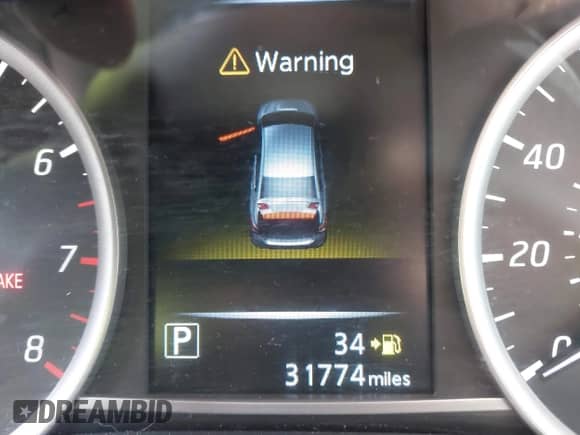 2017 Nissan Sentra SR with VIN 3N1AB7AP5HY304464, listed as a IAAI auction lot 43406626 with 31,774 mi miles and . Bid and sale history available at DreamBid. Image 16.