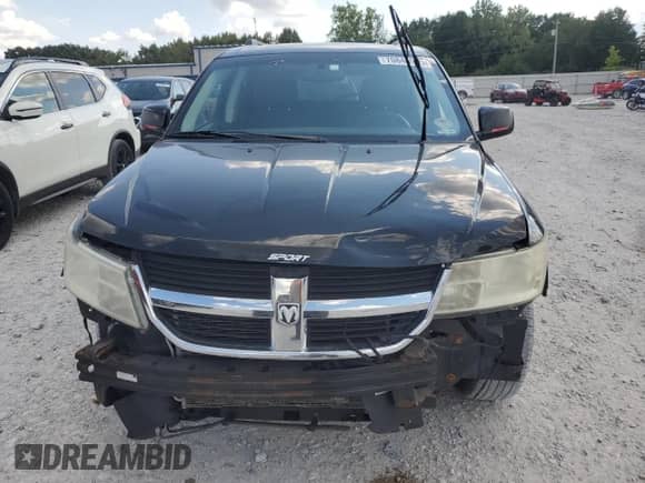 2010 Dodge Journey SXT with VIN 3D4PG5FV5AT167293, listed as a Copart auction lot 70845965 with 216,350 mi miles and Clean title. Bid and sale history available at DreamBid. Image 5.