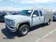 1999 Chevrolet Silverado 2500 with VIN 1GCGK29R0XF085788, listed as a IAAI auction lot 42649178 with 234,932 mi miles and . Bid and sale history available at DreamBid. Image 17.