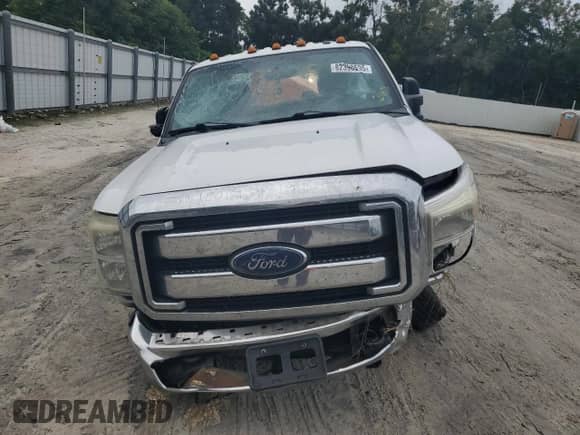 2015 Ford F-250 XLT с VIN 1FT7W2B64FED50382, выставлен на аукционе Copart как лот 82398535 с пробегом 235 067 миль миль и Списание • Salvage title. История ставок и продаж доступна на DreamBid. Изображение 5.