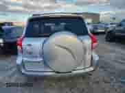 2006 Toyota RAV4 Sport with VIN JTMBD32V266010591, listed as a Copart auction lot 86187415 with 121,111 mi miles and Clean title. Bid and sale history available at DreamBid. Image 6.