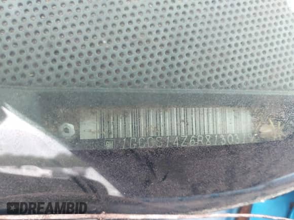 1994 Chevrolet S-10 z VIN 1GCCS14Z6R8130319, wystawiony jako IAAI lot #42463264 z przebiegiem 88 831 mil mil oraz . Historia ofert i sprzedaży dostępna na DreamBid. Obrazek 9.