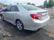 2014 Toyota Camry SE with VIN 4T1BF1FKXEU447288, listed as a IAAI auction lot 43034626 with 233,747 mi miles and . Bid and sale history available at DreamBid. Image 3.