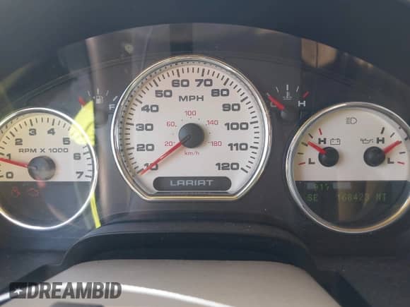 2005 Ford F-150 XLT z VIN 1FTPW12505FA68735, wystawiony jako IAAI lot #43379837 z przebiegiem 168 423 mil mil oraz . Historia ofert i sprzedaży dostępna na DreamBid. Obrazek 7.