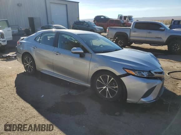 2019 Toyota Camry LE с VIN 4T1B11HK3KU270364, выставлен на аукционе Copart как лот 79498474 с пробегом Не указан миль и Списание • Salvage title. История ставок и продаж доступна на DreamBid. Изображение 4.