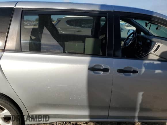 2020 Toyota Sienna L with VIN 5TDZZ3DC7LS039902, listed as a Copart auction lot 80336714 with 171,928 mi miles and Non repairable. Bid and sale history available at DreamBid. Image 11.