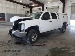 2011 Chevrolet Silverado 2500HD Work Truck z VIN 1GC1KVCG1BF226522, wystawiony jako Copart lot #56775705 z przebiegiem 192 268 mil mil oraz Szkoda całkowita • Salvage title. Historia ofert i sprzedaży dostępna na DreamBid. Obrazek 1.