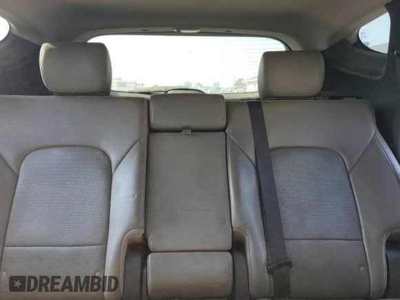 2017 Hyundai Santa Fe 2.4L z VIN 5XYZUDLB0HG407547, wystawiony jako Copart lot #80757665 z przebiegiem 151 075 mil mil oraz Czysty tytuł • Clean title. Historia ofert i sprzedaży dostępna na DreamBid. Obrazek 10.