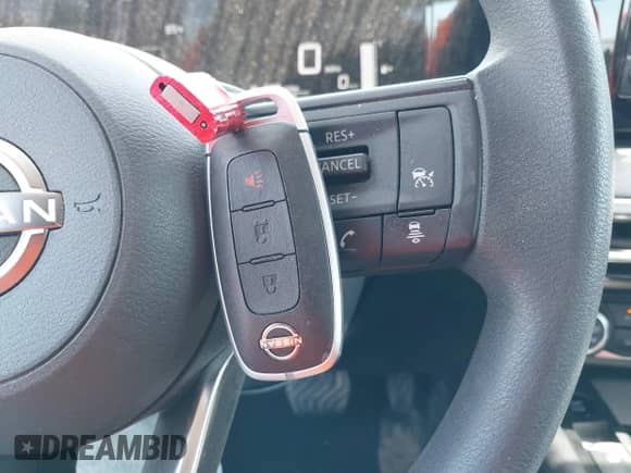 2025 Nissan Kicks S with VIN 3N8AP6BB1SL313392, listed as a IAAI auction lot 42229400 with 9,288 mi miles and . Bid and sale history available at DreamBid. Image 11.