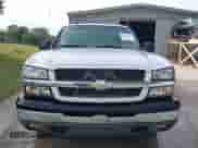 2004 Chevrolet Silverado 1500 Z71 z VIN 2GCEK13T941322075, wystawiony jako IAAI lot #43544851 z przebiegiem 249 015 mil mil oraz . Historia ofert i sprzedaży dostępna na DreamBid. Obrazek 6.