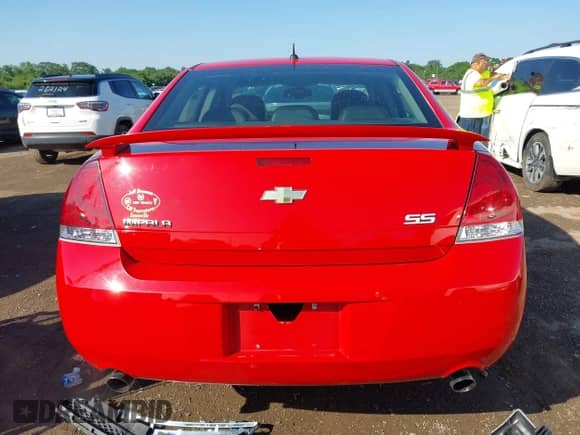 2009 Chevrolet Impala SS z VIN 2G1WD57C691200564, wystawiony jako IAAI lot #42618520 z przebiegiem 64 955 mil mil oraz . Historia ofert i sprzedaży dostępna na DreamBid. Obrazek 17.