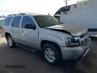 2007 Chevrolet Tahoe LTZ с VIN 1GNFC13077R421391, выставлен на аукционе IAAI как лот 39586272 с пробегом 235 485 миль миль и . История ставок и продаж доступна на DreamBid. Изображение 1.