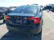 2012 Volvo S60 T5 с VIN YV1622FSXC2093928, выставлен на аукционе IAAI как лот 42684244 с пробегом 121 791 миль миль и . История ставок и продаж доступна на DreamBid. Изображение 16.