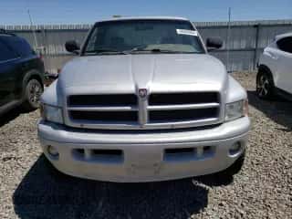 2001 Dodge 1500 с VIN 1B7HF16Y11S199781, выставлен на аукционе Copart как лот 66008864 с пробегом 171 420 миль миль и Списание • Salvage title. История ставок и продаж доступна на DreamBid. Изображение 5.