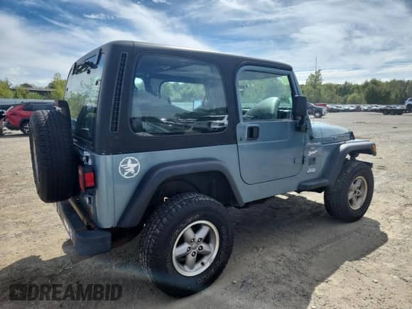 1998 Jeep Wrangler Sport z VIN 1J4FY19S2WP761054, wystawiony jako Copart lot #80021055 z przebiegiem 310 862 mil mil oraz Czysty tytuł • Clean title. Historia ofert i sprzedaży dostępna na DreamBid. Obrazek 3.