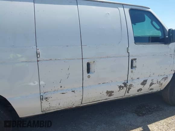 2011 Ford Econoline Cargo Commercial with VIN 1FTNE1EW0BDB30057, listed as a IAAI auction lot 42934974 with 316,326 mi miles and . Bid and sale history available at DreamBid. Image 6.