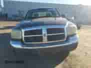 2005 Dodge Dakota SLT with VIN 1D7HW48N65S110206, listed as a Copart auction lot 87088905 with 209,644 mi miles and Salvage title. Bid and sale history available at DreamBid. Image 5.