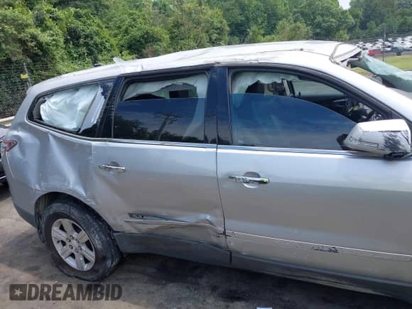 2011 Chevrolet Traverse 2LT with VIN 1GNKRJED2BJ219160, listed as a IAAI auction lot 42879587 with 158,404 mi miles and . Bid and sale history available at DreamBid. Image 13.