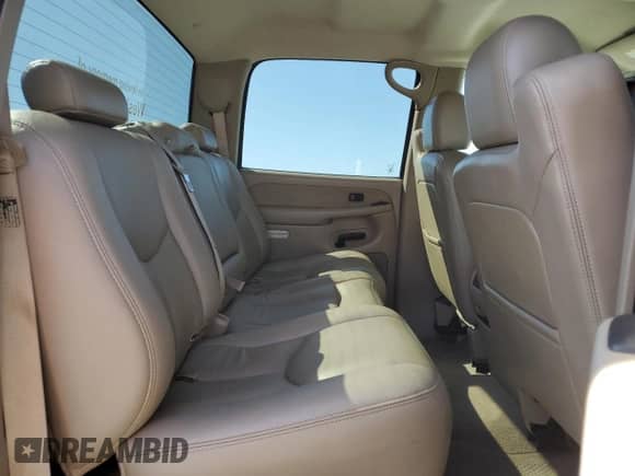 2003 Chevrolet Silverado 1500HD LS z VIN 1GCGC13U73F168214, wystawiony jako Copart lot #48355365 z przebiegiem Nie podano mil oraz Szkoda całkowita • Salvage title. Historia ofert i sprzedaży dostępna na DreamBid. Obrazek 11.