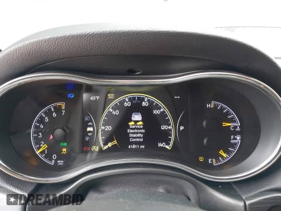 2019 Jeep Grand Cherokee Limited X with VIN 1C4RJFBG3KC637211, listed as a IAAI auction lot 40964270 with 41,611 mi miles and . Bid and sale history available at DreamBid. Image 7.
