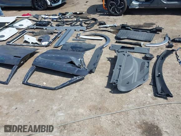 2024 Hyundai Ioniq 5 Limited с VIN KM8KR4DE0RU281830, выставлен на аукционе IAAI как лот 42746928 с пробегом 10 155 миль миль и . История ставок и продаж доступна на DreamBid. Изображение 21.
