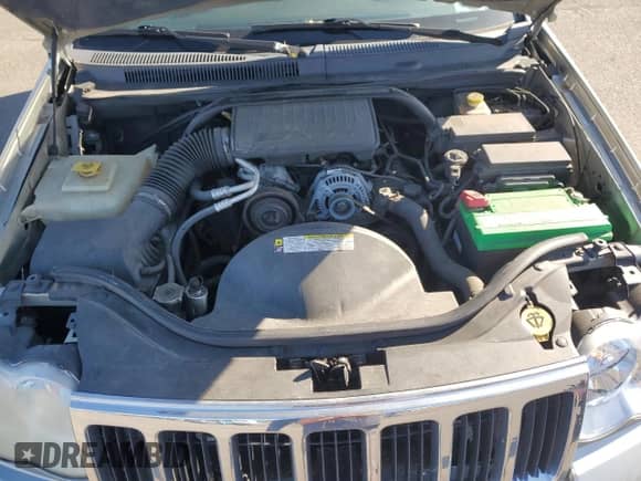 2009 Jeep Grand Cherokee Laredo with VIN 1J8GR48K29C545218, listed as a Copart auction lot 89552495 with 208,108 mi miles and Clean title. Bid and sale history available at DreamBid. Image 12.