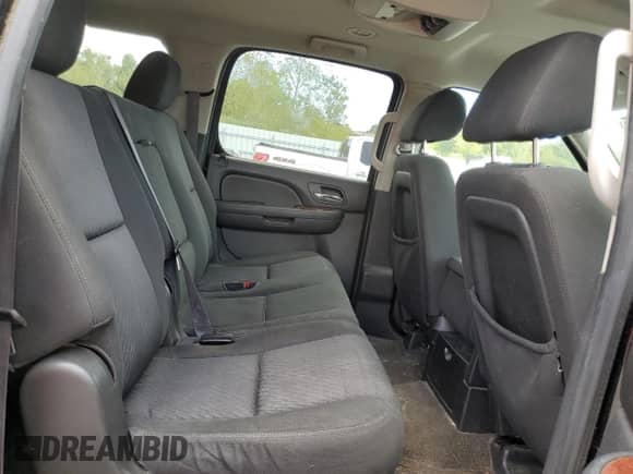 2013 Chevrolet Suburban LS with VIN 1GNSKHE77DR110530, listed as a Copart auction lot 71466445 with 193,208 mi miles and Clean title. Bid and sale history available at DreamBid. Image 11.