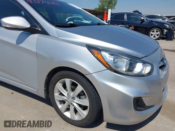 2013 Hyundai Accent SE с VIN KMHCU5AE9DU120169, выставлен на аукционе IAAI как лот 43174281 с пробегом 131 923 миль миль и . История ставок и продаж доступна на DreamBid. Изображение 18.