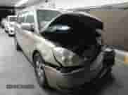 2007 Hyundai Entourage GLS z VIN KNDMC233176014698, wystawiony jako IAAI lot #42737454 z przebiegiem 290 028 mil mil oraz . Historia ofert i sprzedaży dostępna na DreamBid. Obrazek 1.