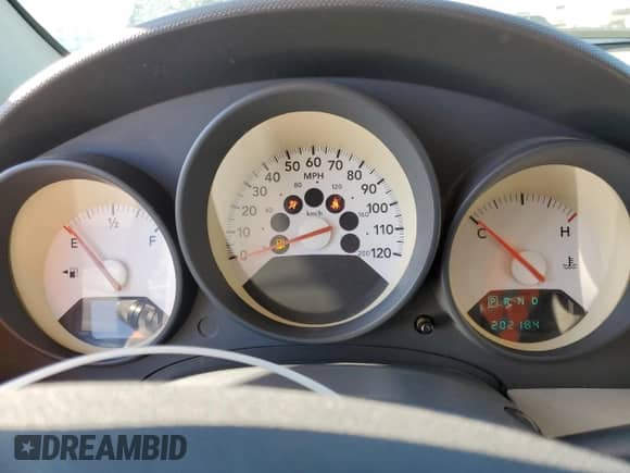 2007 Dodge Caliber with VIN 1B3HB28BX7D104403, listed as a Copart auction lot 69458045 with 202,184 mi miles and Salvage title. Bid and sale history available at DreamBid. Image 9.
