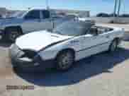 1995 Chevrolet Camaro z VIN 2G1FP32S5S2212988, wystawiony jako IAAI lot #41796497 z przebiegiem 164 711 mil mil oraz . Historia ofert i sprzedaży dostępna na DreamBid. Obrazek 17.