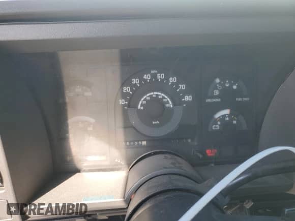 1989 GMC Sierra 1500 z VIN 1GTDC14K7KZ505798, wystawiony jako Copart lot #54166215 z przebiegiem 158 125 mil mil oraz Szkoda całkowita • Salvage title. Historia ofert i sprzedaży dostępna na DreamBid. Obrazek 9.