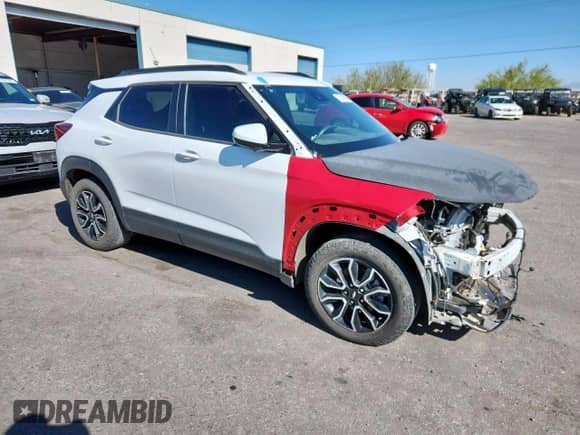2023 Chevrolet TrailBlazer ACTIV с VIN KL79MVSL0PB069685, выставлен на аукционе Copart как лот 72012805 с пробегом 35 142 миль миль и Списание • Salvage title. История ставок и продаж доступна на DreamBid. Изображение 4.