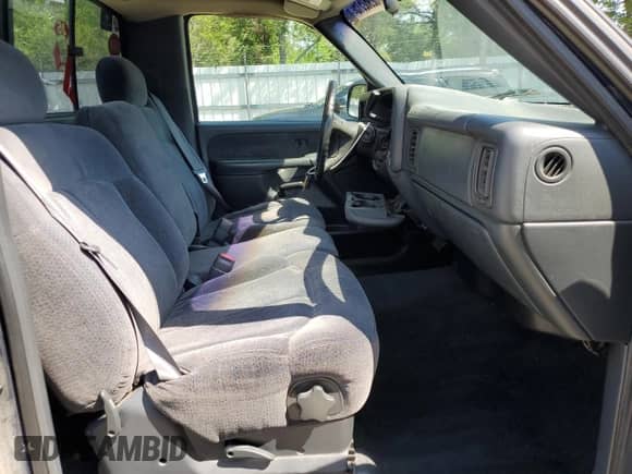 1999 Chevrolet Silverado 1500 LT with VIN 1GCEK14T1XE148617, listed as a Copart auction lot 52962515 with 220,173 mi miles and Clean title. Bid and sale history available at DreamBid. Image 10.