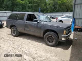 1991 Chevrolet Blazer z VIN 1GNCS13Z7M2179940, wystawiony jako Copart lot #61434755 z przebiegiem Nie podano mil oraz Szkoda całkowita • Salvage title. Historia ofert i sprzedaży dostępna na DreamBid. Obrazek 4.