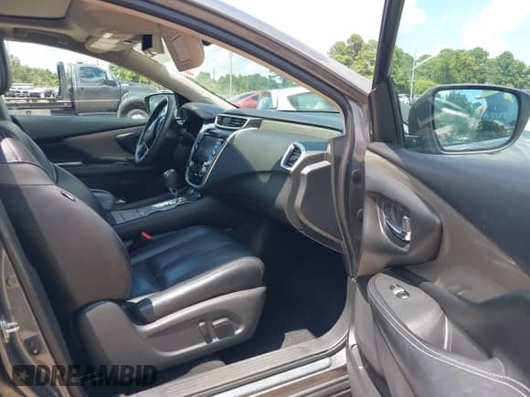 2017 Nissan Murano S z VIN 5N1AZ2MG0HN180989, wystawiony jako IAAI lot #42670886 z przebiegiem 112 251 mil mil oraz . Historia ofert i sprzedaży dostępna na DreamBid. Obrazek 5.