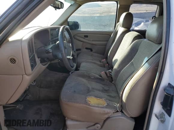 2005 GMC Sierra 1500 SLE z VIN 1GTEC19VX5Z197859, wystawiony jako Copart lot #82922184 z przebiegiem 280 090 mil mil oraz Szkoda całkowita • Salvage title. Historia ofert i sprzedaży dostępna na DreamBid. Obrazek 7.