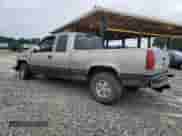 1998 GMC Sierra 1500 с VIN 2GTEC19R1W1530382, выставлен на аукционе Copart как лот 61673645 с пробегом 374 461 миль миль и Списание • Salvage title. История ставок и продаж доступна на DreamBid. Изображение 2.
