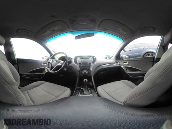 2015 Hyundai Santa Fe с VIN 5XYZTDLB4FG250895, выставлен на аукционе IAAI как лот 43318452 с пробегом 183 273 миль миль и . История ставок и продаж доступна на DreamBid. Изображение 19.