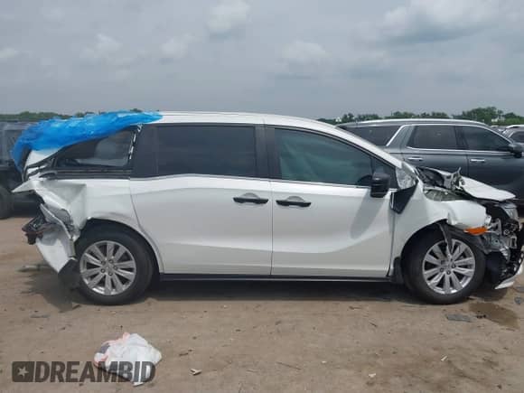 2022 Honda Odyssey LX с VIN 5FNRL6H21NB013534, выставлен на аукционе IAAI как лот 42285758 с пробегом Не указан миль и . История ставок и продаж доступна на DreamBid. Изображение 14.