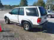 1999 Ford Explorer with VIN 1FMYU22E5XUC17179, listed as a IAAI auction lot 43424281 with 200,370 mi miles and . Bid and sale history available at DreamBid. Image 3.